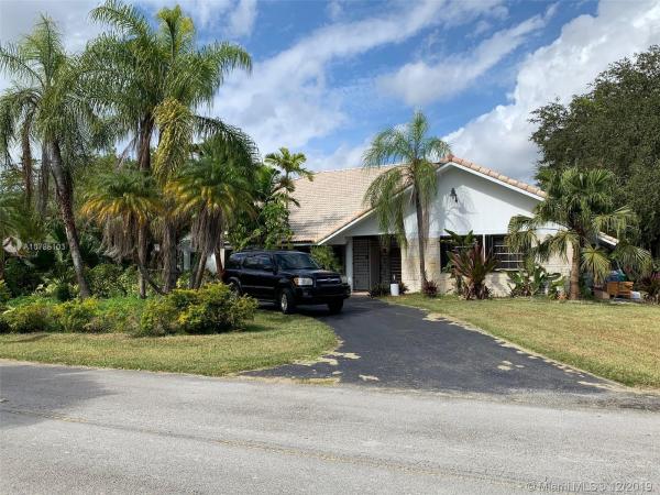 Galloway Glen, 9201 SW 102nd St, Kendall, Florida 33176, image 2