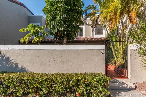 Palm Point At The Hammocks, 10520 SW 153rd Ct #6, The Hammocks, Florida 33196, image 2