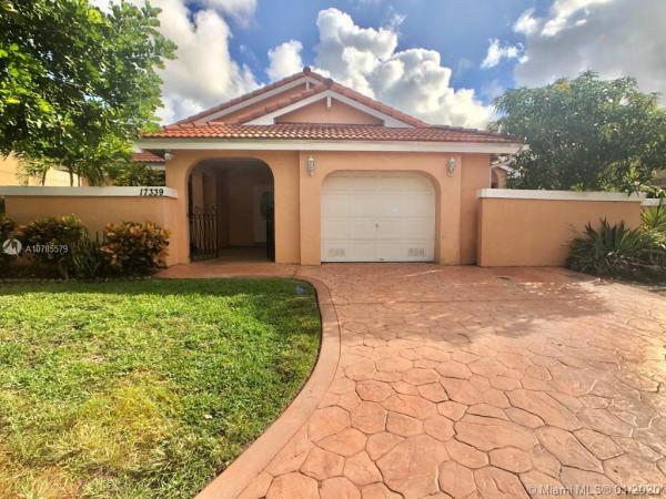 Patio Homes At The Moors, 17339 NW 61st Ct S, Country Club, Florida 33015, image 2