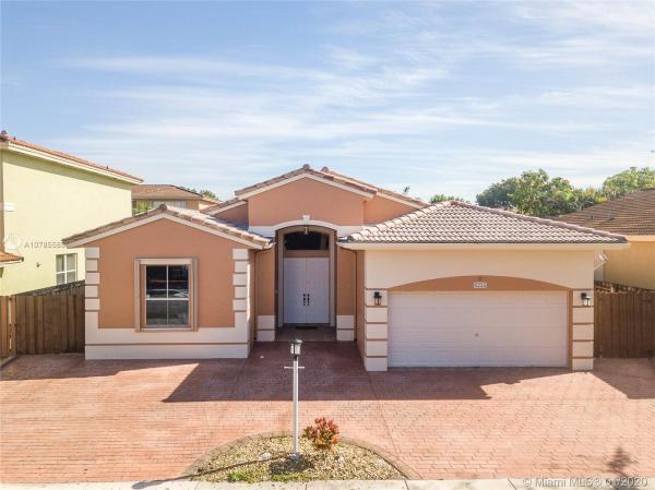 6235 SW 161st Pl, Unincorporated Dade County, Florida 33193, image 2