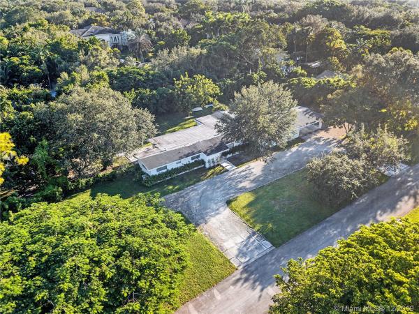 Parkway Homesites, 5850 SW 93rd St, Pinecrest, Florida 33156, image 2