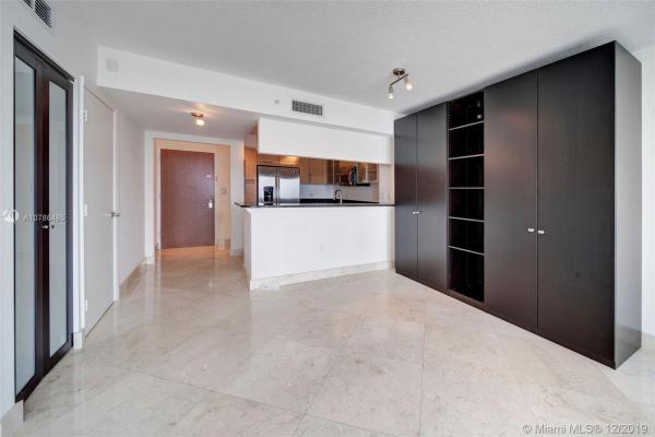 Brickell On The River North Tower, 31 SE 5th St #1807, Miami, Florida 33131, image 2