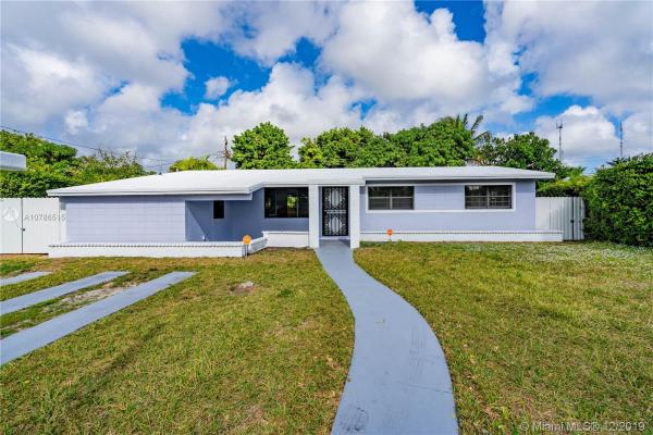 Sierra Mirada, 1001 NW 200th St, Miami Gardens, Florida 33169, image 2