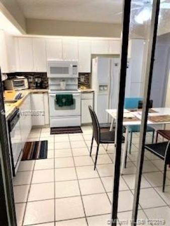 North Gate, 465 SE 21st Ln, Homestead, Florida 33033, image 2