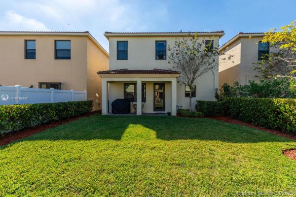 Champion Lakes, 739 NE 193rd St, Ives Estates, Florida 33179, image 2