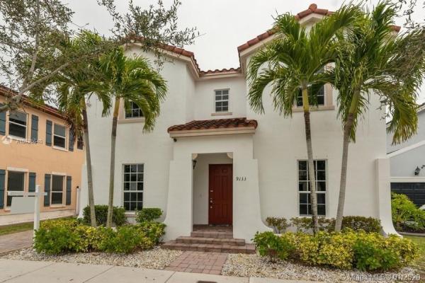 Kendall Commons Residential, 9133 SW 170th Ave, The Hammocks, Florida 33196, image 2