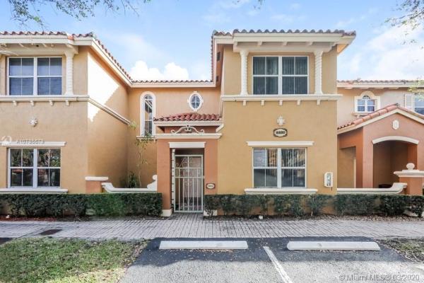 Villa Vizcaya, 8520 NW 139th Ter #1604, Miami Lakes, Florida 33016, image 2