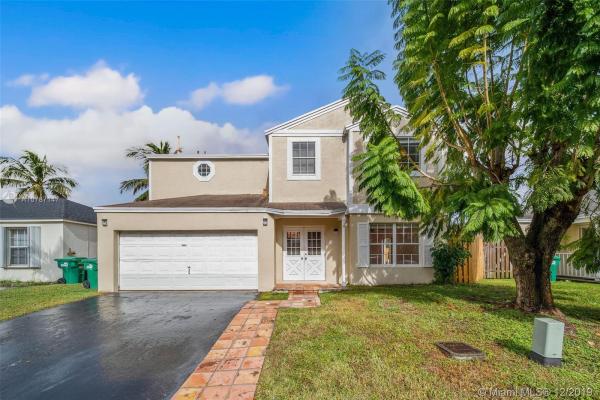 Villas Of Deerwood, 14405 SW 124th Ct, Three Lakes, Florida 33186, image 2
