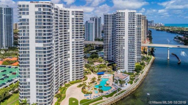 Mystic Pointe Tower 200, 19101 NE 36th Ct #3103, Aventura, Florida 33180, image 2