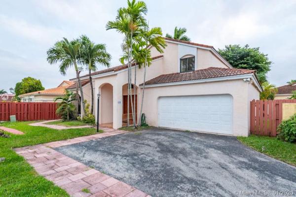 Poinciana Pointe, 439 SW 88th Pl, Fountainebleau, Florida 33174, image 2