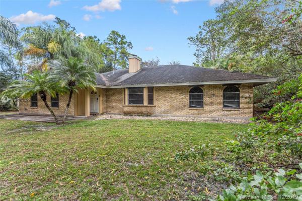 The Acreage, 16141 E Yorkshire Dr, Loxahatchee, Florida 33470, image 2