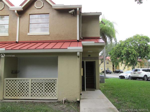 La Hacienda Country Club Of Miami, 18322 NW 68th Ave #L, Hialeah, Florida 33015, image 2