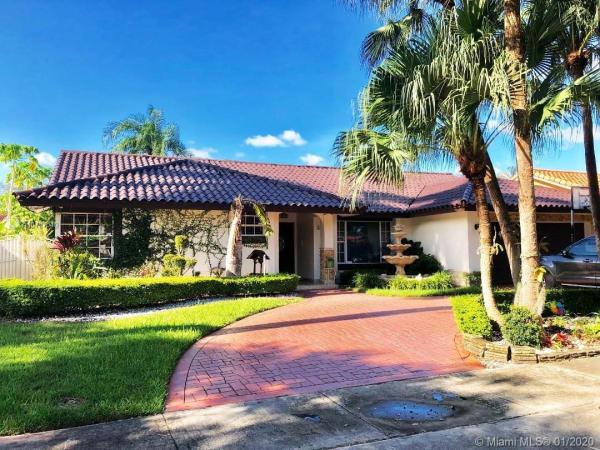 Royal Lakes, 8425 NW 165th Ter, Miami Lakes, Florida 33016, image 1