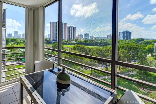 Biscaya, 20500 W Country Club Dr #714, Aventura, Florida 33180, image 2
