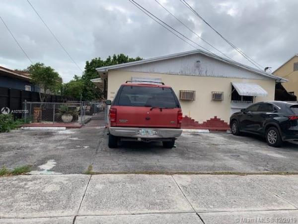 Bon Aire, 1050-1052 NW 28th St, Miami, Florida 33127, image 2