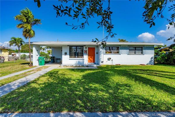 Pine Tree Manor, 9501 Dana Rd, Cutler Bay, Florida 33157, image 2
