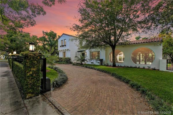 Coral Gables Country Club, 2516 Alhambra Cir, Coral Gables, Florida 33134, image 2