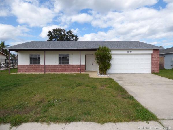 Counterpoint Estates, 10187 Penzance Ln, Royal Palm Beach, Florida 33411, image 2