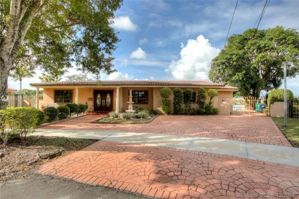 Miami Lakes Residential, 6348 Lake Patricia Dr, Miami Lakes, Florida 33014, image 2