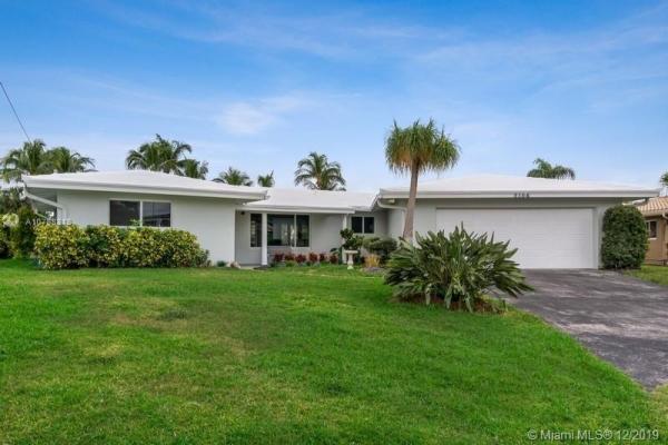 Middle River Manor, 2106 NE 17th Ave, Wilton Manors, Florida 33305, image 2
