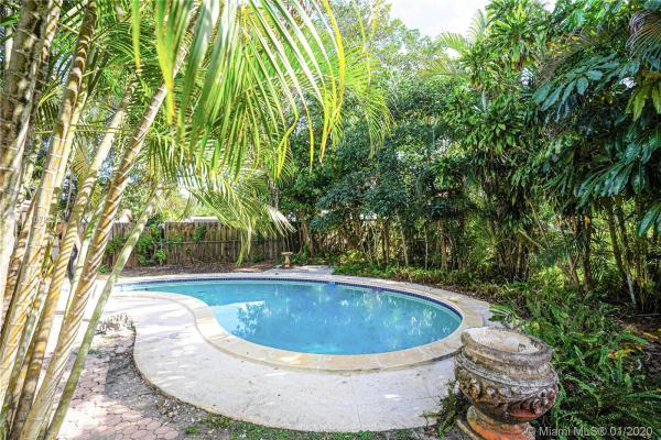 Rickey Estates, 6610 Pershing St, Hollywood, Florida 33024, image 2