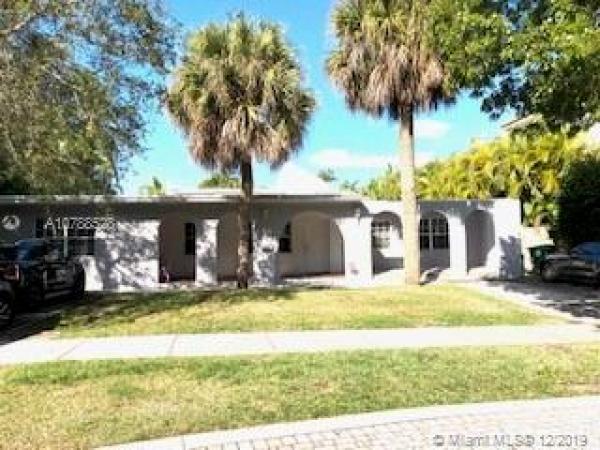 Biscayne Key Estates, 291 W Mashta Dr, Key Biscayne, Florida 33149, image 2