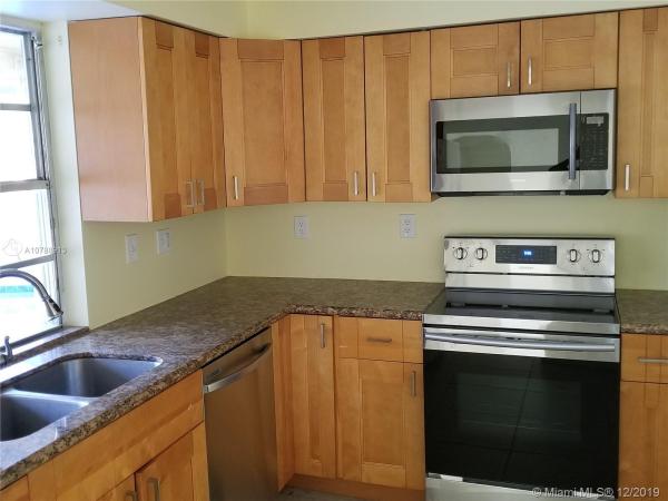 2321 Oleander Dr, Miramar, Florida 33023, image 2