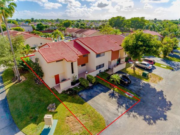 Kendall Walk, 8935 SW 149th Pl, The Hammocks, Florida 33196, image 2