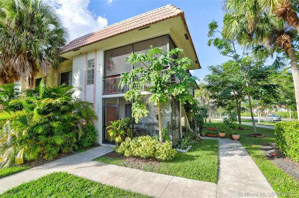 Racquet Club At Bonaventure, 401 Lakeview Dr #206, Weston, Florida 33326, image 1