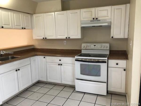 Villas At Cutler Ridge, 20004 SW 123rd Dr #123, South Miami Heights, Florida 33177, image 2