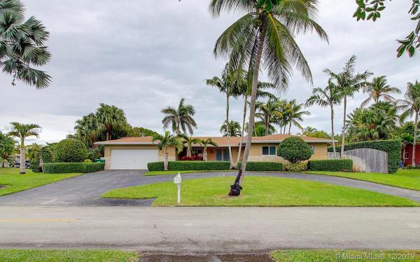 Bel Aire, 8843 SW 185th Ln, Cutler Bay, Florida 33157, image 2