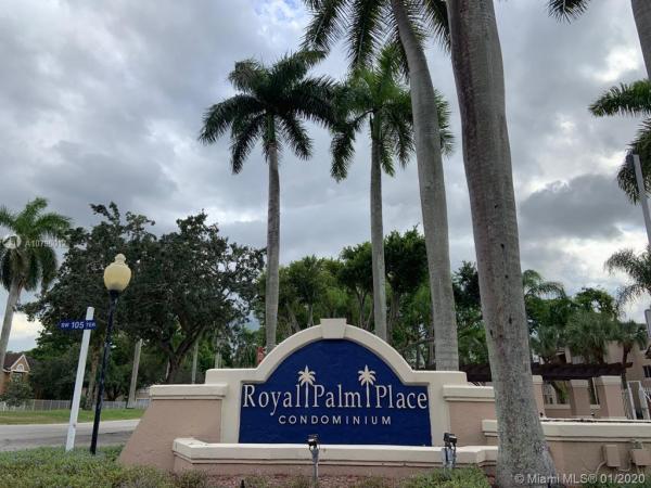 Royal Palm Place At The Hammocks, 10421 SW 157th Pl #107, The Hammocks, Florida 33196, image 2