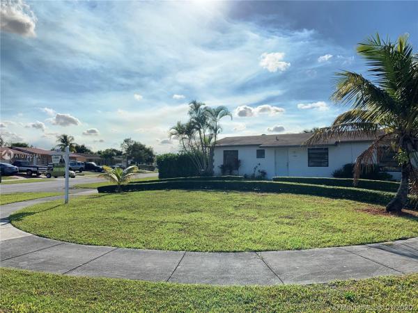 Caseil Heights, 14861 SW 307th St, Leisure City, Florida 33033, image 2