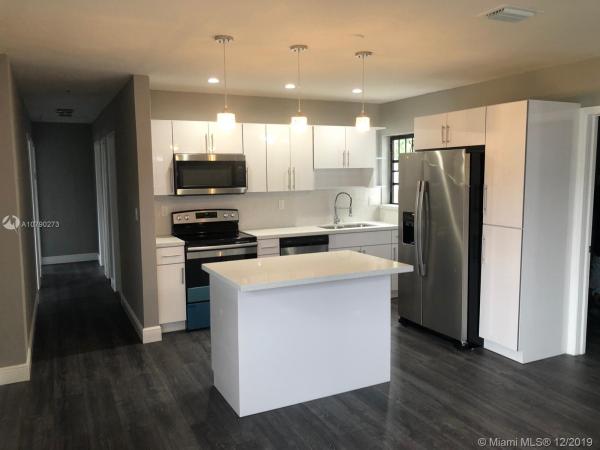 Stoneybrook Estates, 2420 NW 182nd Ter, Miami Gardens, Florida 33056, image 2