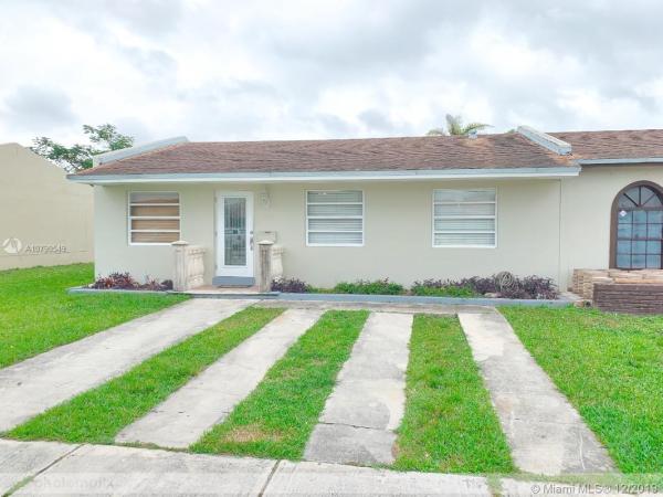 Royale Green, 4341 SW 130th Ct #4341, Kendale Lakes, Florida 33175, image 2