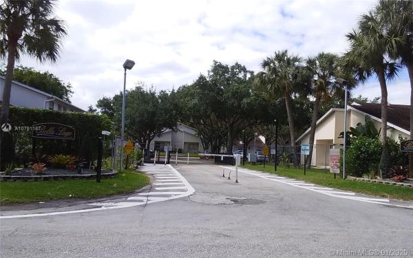 Bella Lago, 5040 Sanctuary Way #D, West Palm Beach, Florida 33417, image 2