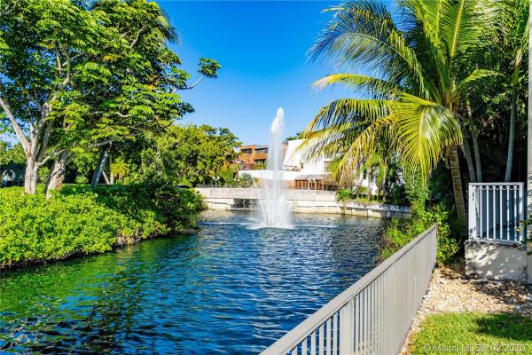 3009 NE Quayside Ln #5, Unincorporated Dade County, Florida 33138, image 2