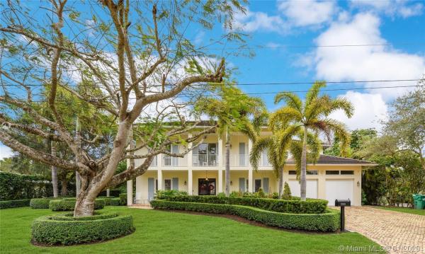 Country Squire Mnr, 13101 SW 71st Ave, Pinecrest, Florida 33156, image 2