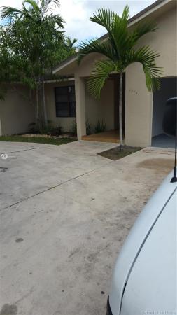 Caravel Country, 13961 SW 108th St, The Hammocks, Florida 33186, image 2