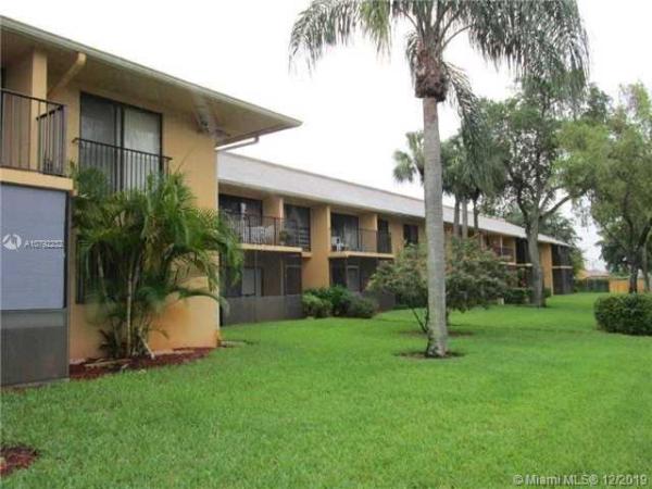 Hampton Court, 5849 Washington St #78, Hollywood, Florida 33023, image 2