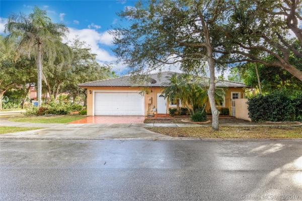 Royal Oaks, 16336 NW 83rd Ct, Miami Lakes, Florida 33016, image 2