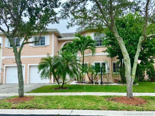 Carmens Place, 355 NE 30th Ave, Homestead, Florida 33033, image 2