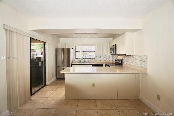 Camelot, 14217 SW 94th Cir Ln #103-9, The Hammocks, Florida 33186, image 2
