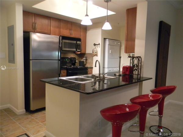 Cite On The Bay East, 2000 N BAYSHORE DR #525, Miami, Florida 33132, image 2