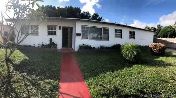 Parkmoor Manor, 40 NW 186th Ter, Miami Gardens, Florida 33169, image 2