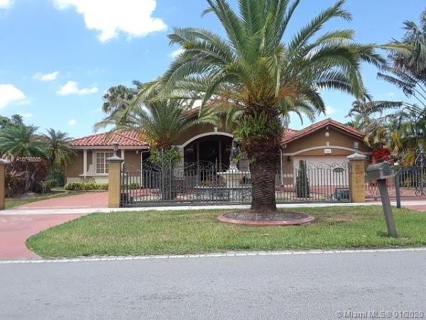 Lake Pointe, 12535 NW 6th St, Tamiami, Florida 33182, image 2