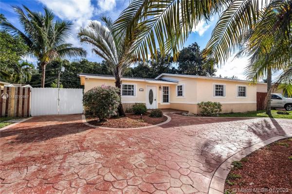 Palm Springs North Residential, 18405 NW 78th Ave, Palm Springs North, Florida 33015, image 1