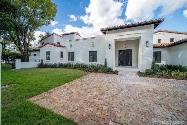 Coral Gables Country Club, 911 Catalonia Ave, Coral Gables, Florida 33134, image 2