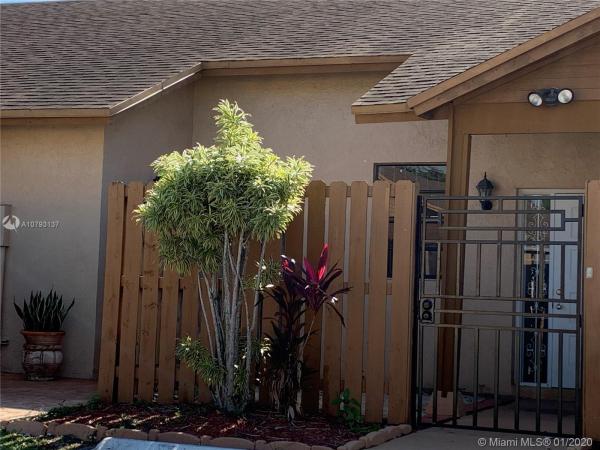 Aspen Townhomes, 6744 NW 188th Ter #6744, Country Club, Florida 33015, image 2