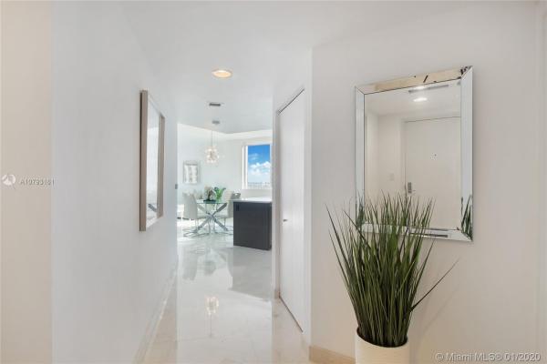 500 Brickell West, 55 SE 6th St #3907, Miami, Florida 33131, image 2